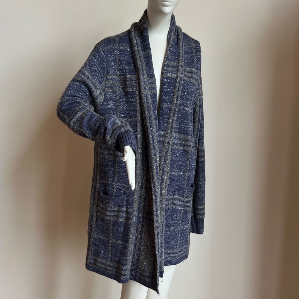 Simply styled Blue Plaid Open Cardigan NWT women’s Large comfort casual